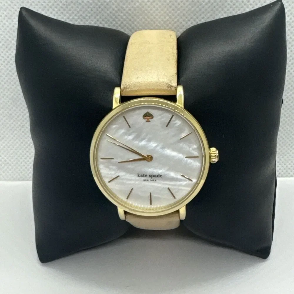 Kate Spade New York Metro 0073 Women's Beige Leather Analog Dial Watch JNA463